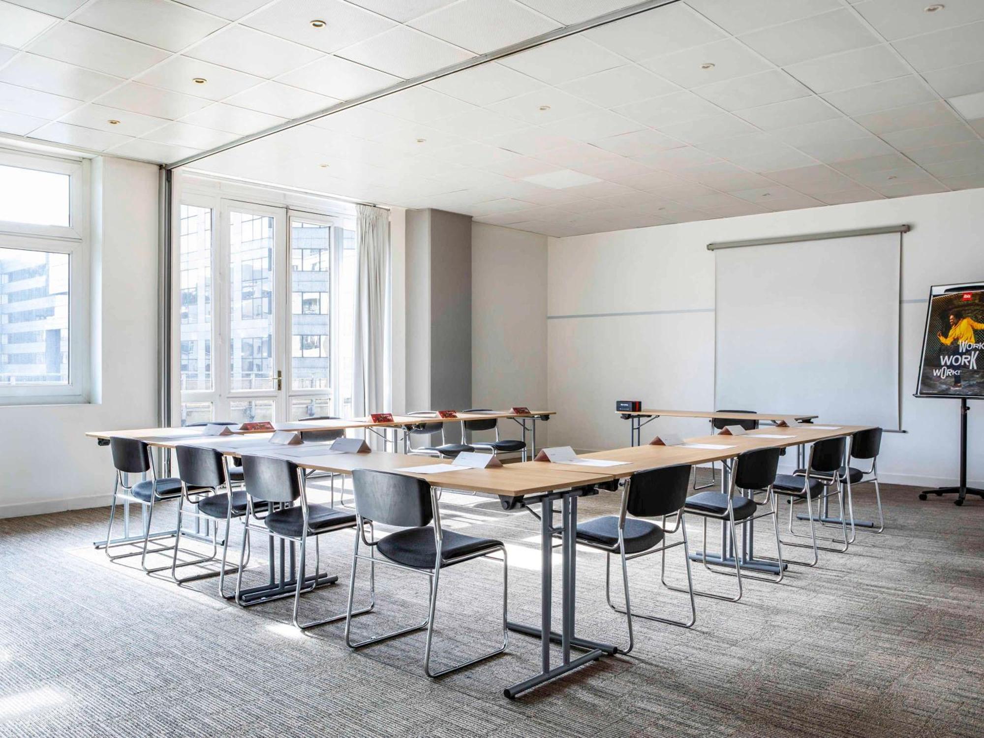 Ibis Paris Porte De Bercy Charenton-le-Pont Ngoại thất bức ảnh